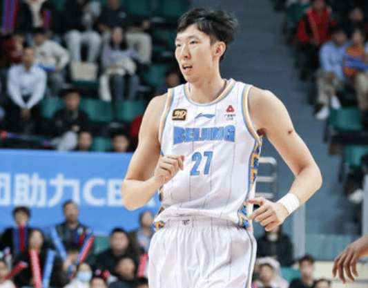 关于周琦31分曾凡博28+10首钢大胜福建广东胜广州的信息