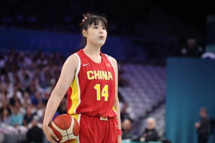 关于李月汝11分9板创赛季新高，助飞翼险胜太阳的信息