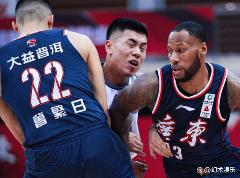 广东两场热身赛惨败64分！杜锋脸色铁青，还说全运会冠军稳了吗